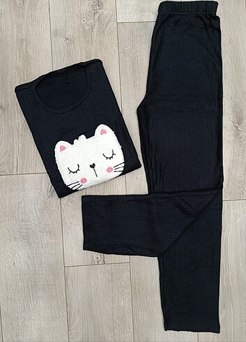 m Beden Bayan Kışlık Pijama Takımı
