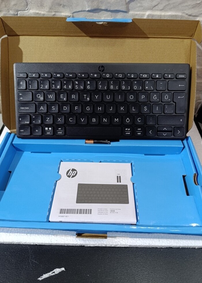 Hp

HP 350 692S8AA Siyah Compact Bluetooth Klavye

 - Görsel 3