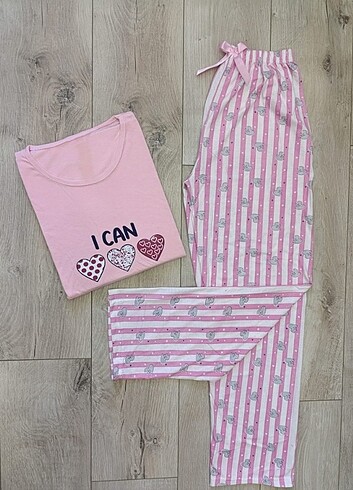 Diğer Bayan Uzun Kol Pijama Takımı