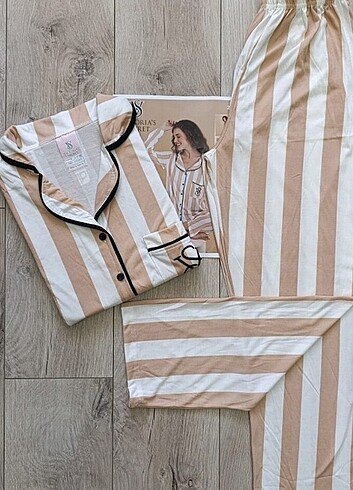Victoria s Secret Uzun Kol Önden Düğmeli Pijama Takımı