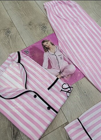 Uzun Kol Önden Düğmeli Pijama Takımı 