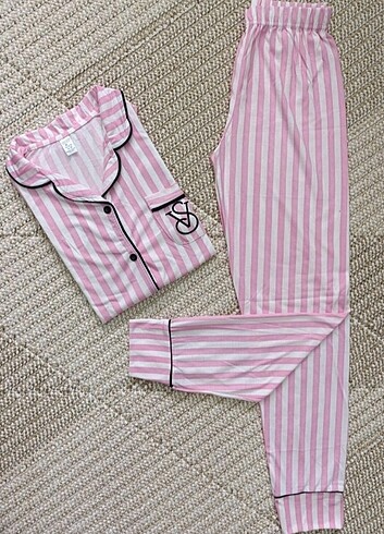 xl Beden Kısa Kol Önden Düğmeli PiJaMa TaKıMı