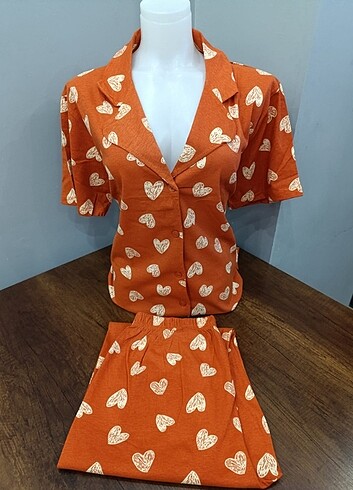 46 Beden turuncu Renk Battal Kısa Kol Önden Düğmeli PiJaMa TaKıMı