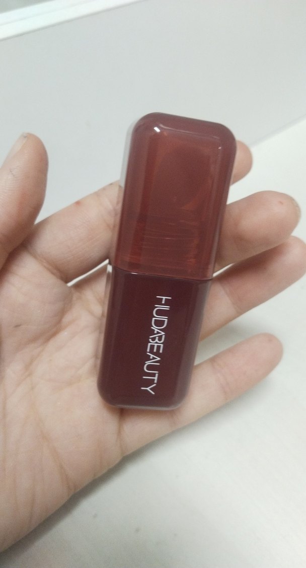 Huda Beauty Likit Allık - Görsel 3