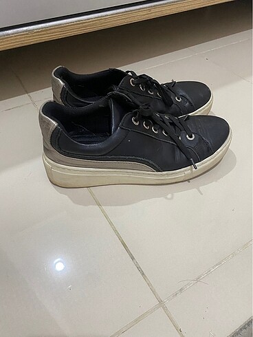 Ninewest spor ayakkabı