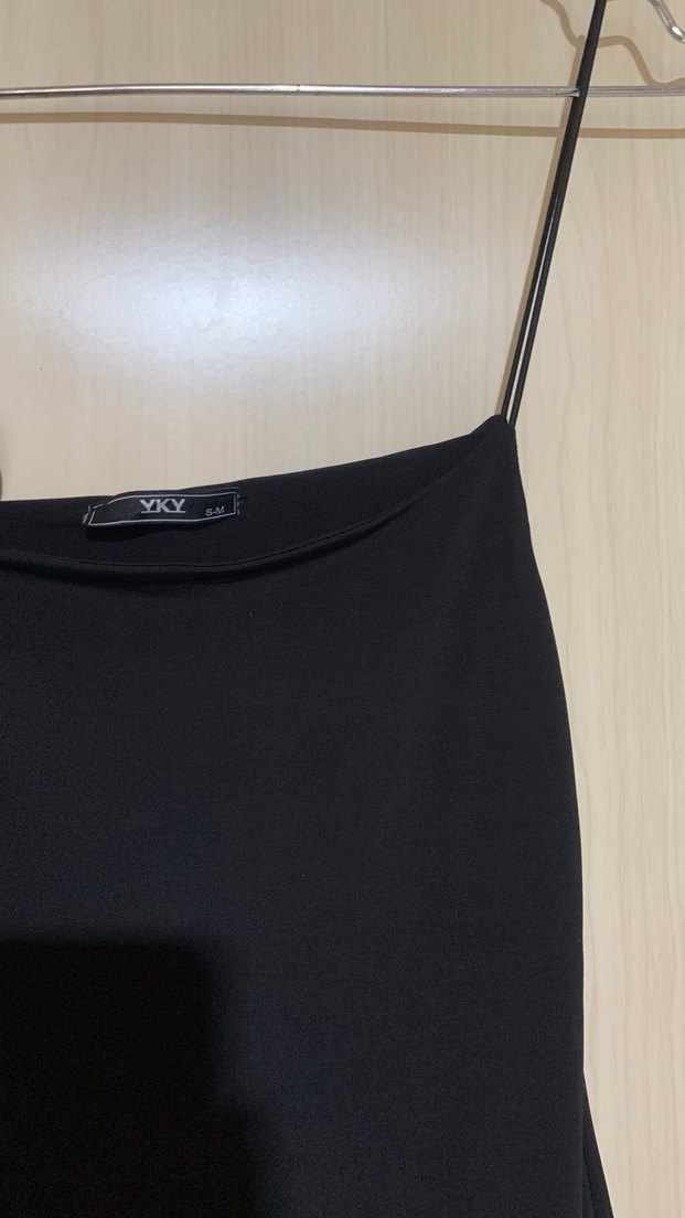 Siyah İnce Askılı Midi Elbise - Görsel 3