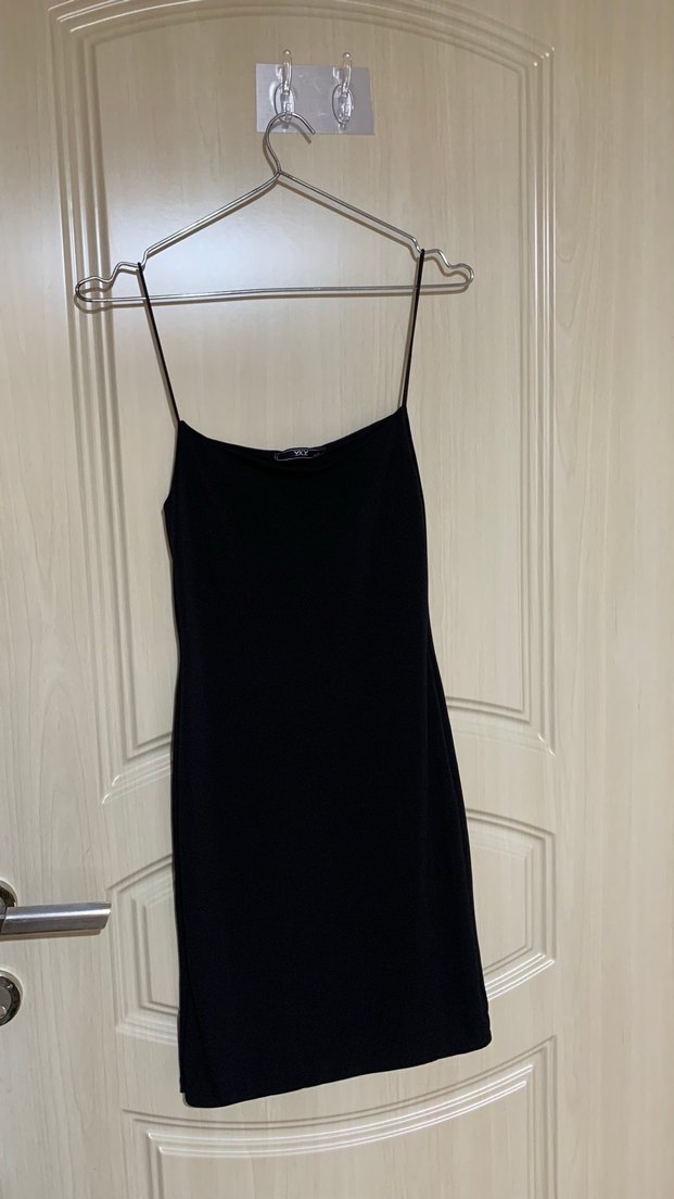 Siyah İnce Askılı Midi Elbise - Görsel 2