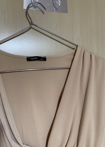 Bej Keten V Yakalı Drapeli Mini Bluz - Görsel 3