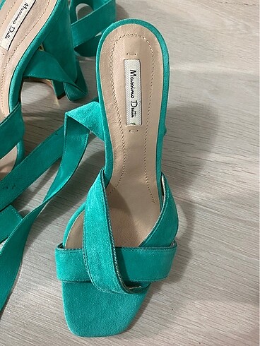 Topuklu ayakkabı - Görsel 2
