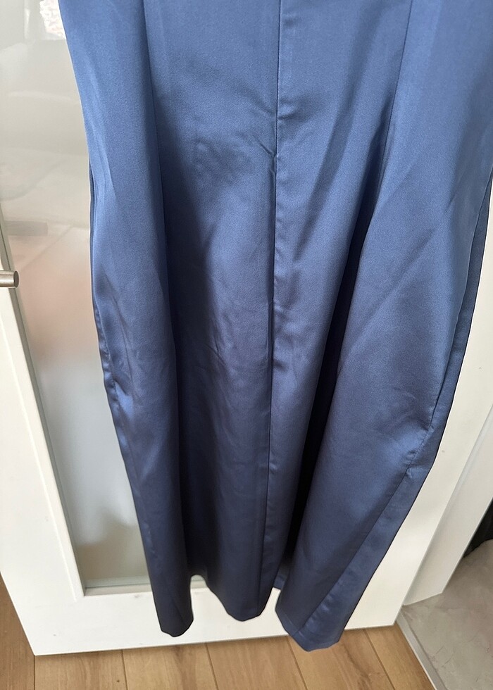 Mavi saten abiye elbise - Görsel 5