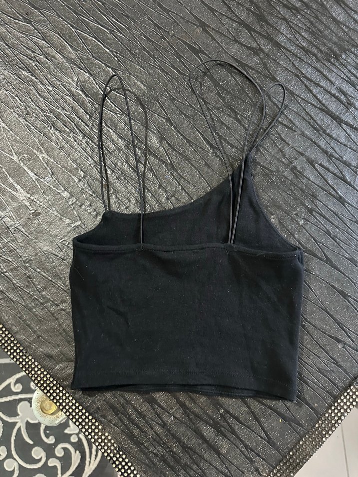 Siyah İnce Askılı Örme Crop Top - Görsel 2