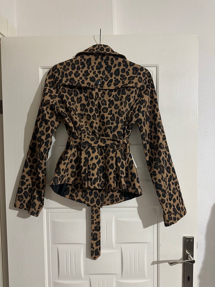 Leopar Desenli Kadın Süet Kemerli Midi Ceket - Görsel 2