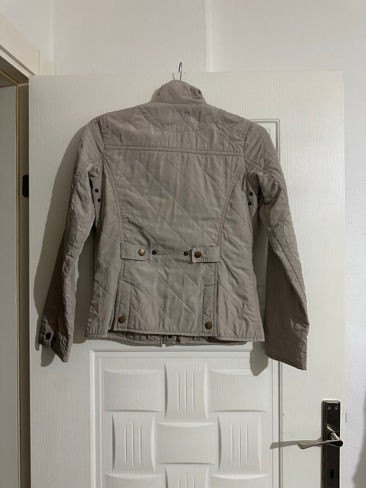 Düğmeli Bej Kadın Ceket - Görsel 2