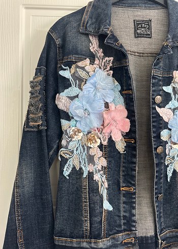 Nakışlı Kadın Kot Ceket, Salaş Kesim, Düğmeli - Görsel 4