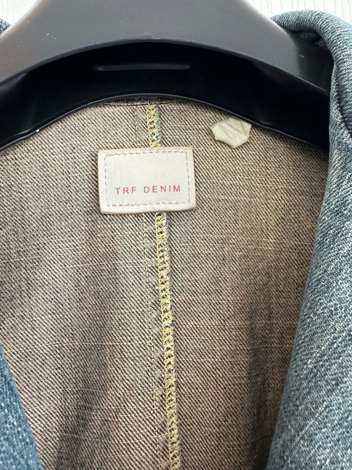 Zara TRF Düğmeli Gri Denim Kadın Ceket - Görsel 3