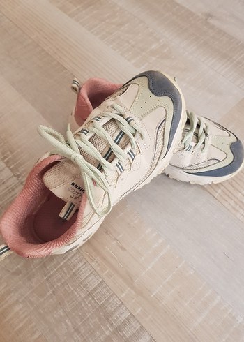 Skechers Bağcıklı Kadın Skechers