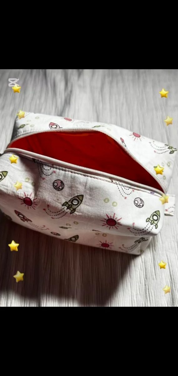 Renkli Baskılı Kadın Makyaj Çantası - Görsel 2