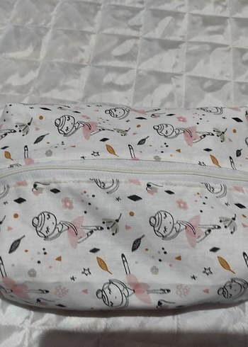 Beyaz Baskılı Kadın Makyaj Çantası - Görsel 3