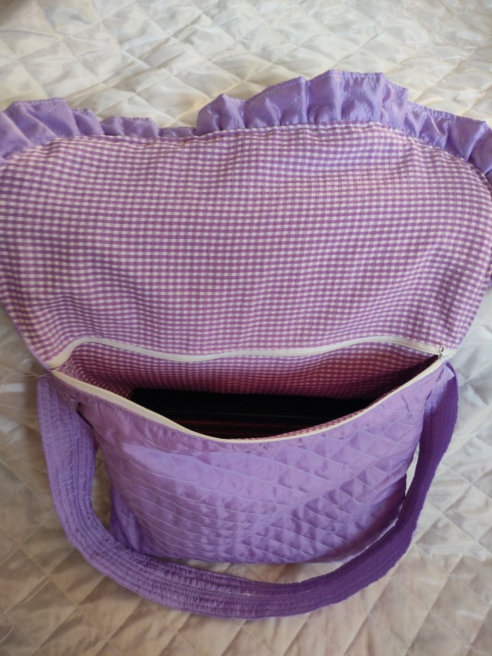 Mor Fırfırlı Kadın Çantası - Görsel 4