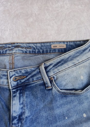 Yırtık Detaylı Gri Mavi Kadın Kot Şort - Görsel 6