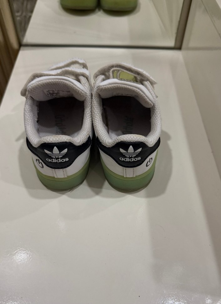 Orjinal Adidas çocuk spor ayakkabı - Görsel 4