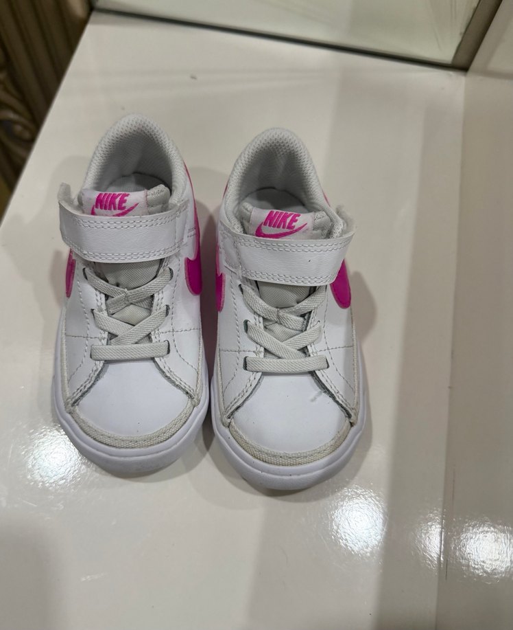 Kız Çocuk Pembe Orjinal Nike Cırtlı Sneaker - Görsel 3