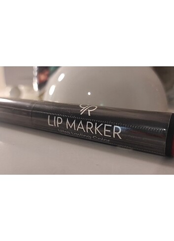 Golden Rose Lip Marker103 + MAX FACTOR