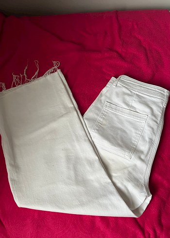 Pamuklu Geniş Kalıp Cepli Crop Geniş Paça Beyaz Pantolon - Görsel 4