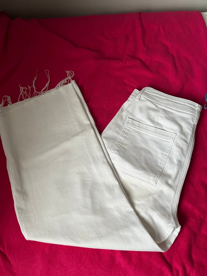 Pamuklu Geniş Kalıp Cepli Crop Geniş Paça Beyaz Pantolon - Görsel 4