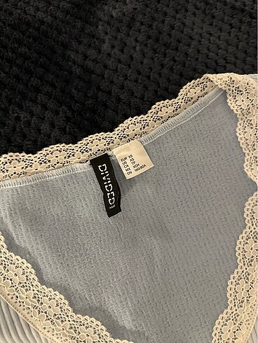 H&M mavi dantel detayli crop