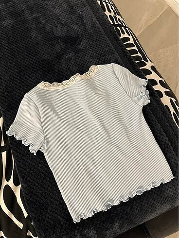 xs Beden mavi dantel detayli crop
