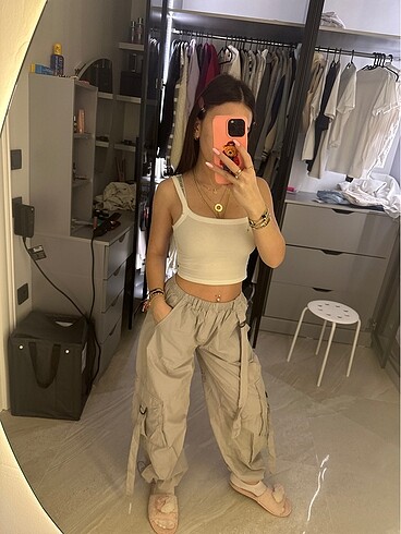 BERSHKA paraşüt pantolon