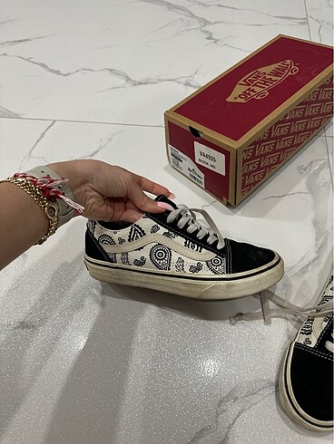 36 Beden Vans old skool