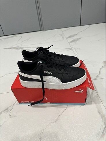 39 Beden siyah Renk Puma skye clean kadin ayakkabi