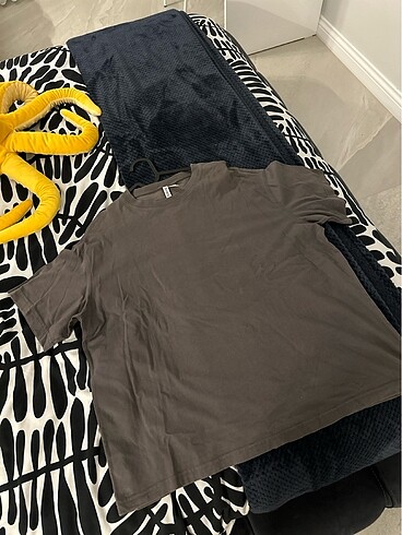 H&M tshirt