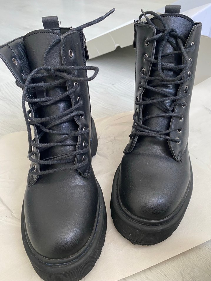 Siyah Deri Goth Topuklu Kadın Bot - Görsel 5