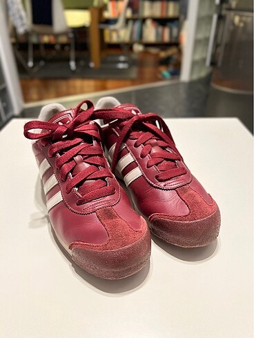 Adidas Samoa. Bordo. 40,5 nr.