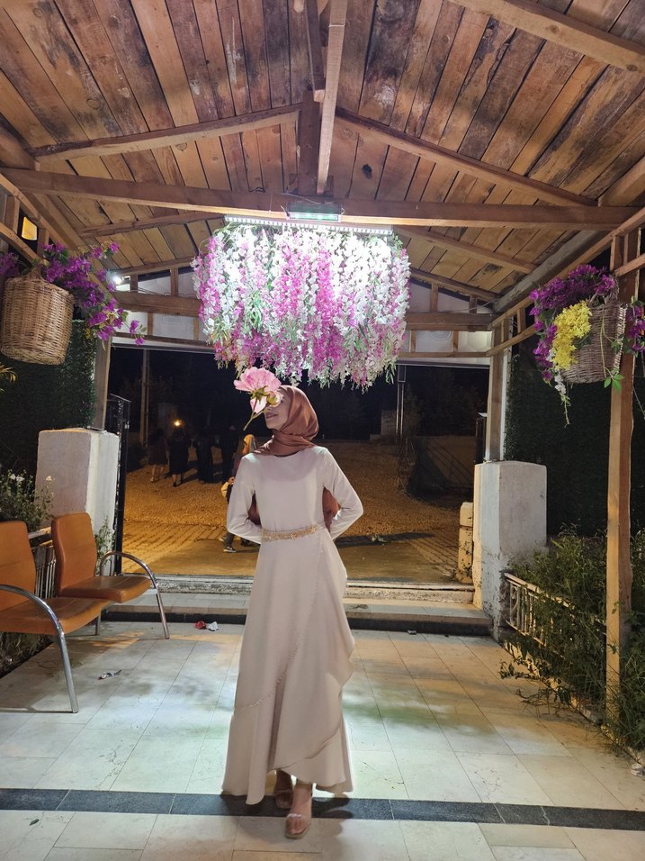 Bej Uzun Kollu Drapeli Kadın Elbise - Görsel 3