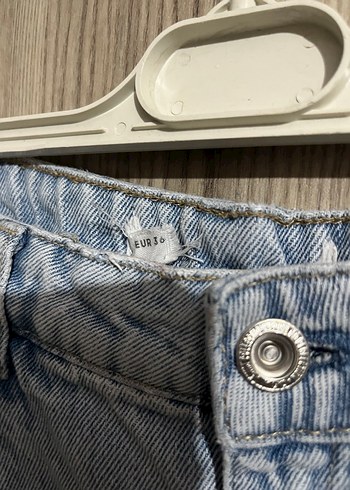 Kadın Mavi Rahat Kesim Midi Boy Denim Pantolon - Görsel 3