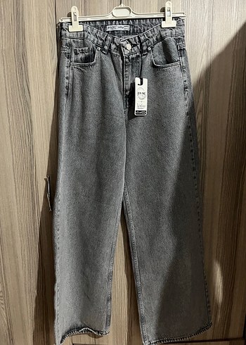 Gri Bol Kesim Denim Kadın Pantolon - Görsel 3