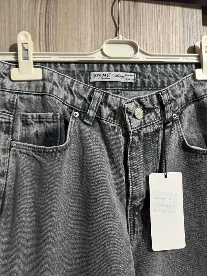 Gri Bol Kesim Denim Kadın Pantolon - Görsel 2