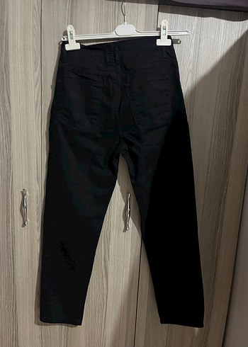 Kadın Siyah Kemerli Regular Fit Denim Pantolon - Görsel 3