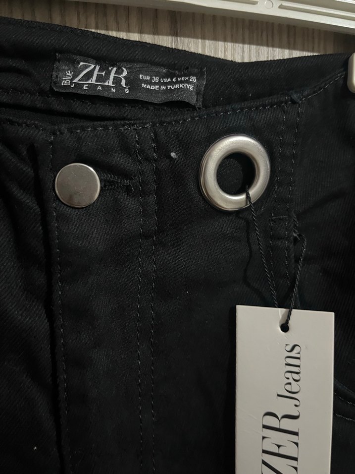 Kadın Siyah Kemerli Regular Fit Denim Pantolon - Görsel 2