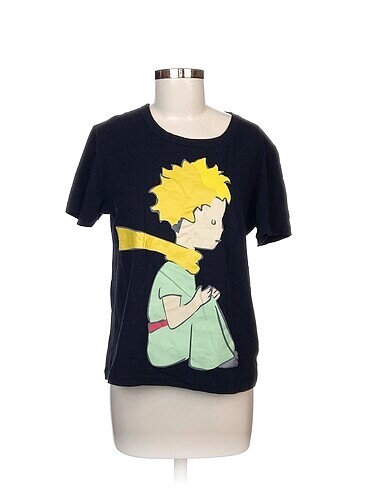 Zara T-shirt %70 İndirimli.