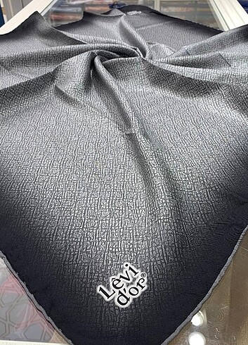  Beden Levidor tivil ipek eşarp 