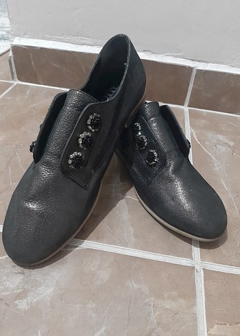Magza Kadın Siyah Deri Goth Tokalı Klasik Topuklu Ayakkabı