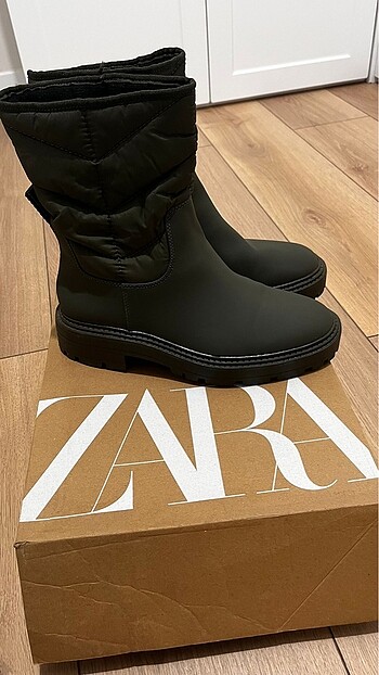 39 Beden haki Renk Zara bot