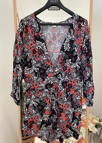 Desenli Bohem Kısa Tulum, V Yakalı - Görsel 3