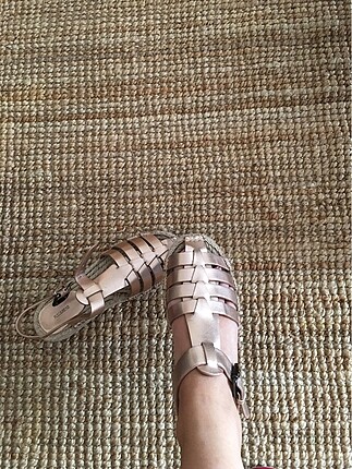 37 Beden Pull&bear sandalet