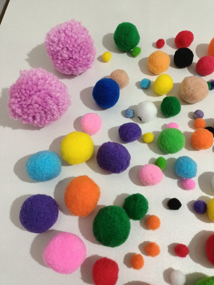 Renkli Peluş Ponpon Topları - Görsel 2